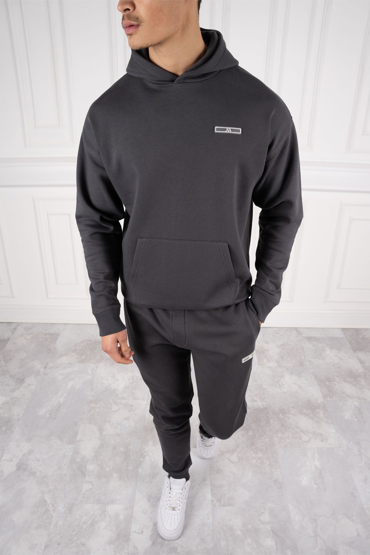 CHÁNDAL NEW YORK HOODIE - GRIS CARBÓN