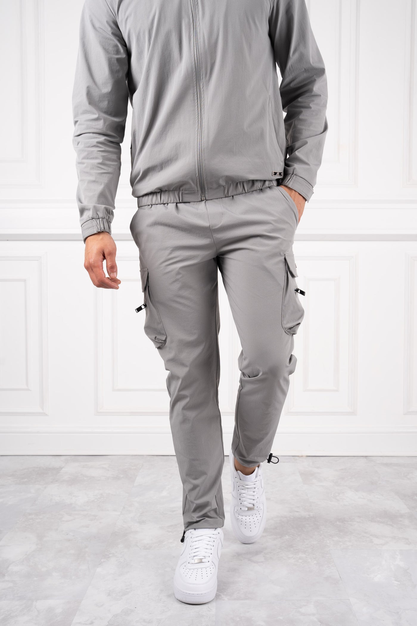 PANTALONES TECHNICAL V2 LARGOS
